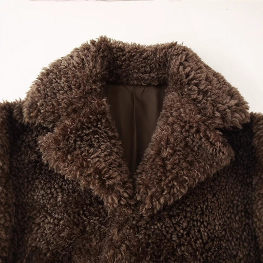 Damen Teddyfelljacke mit stylischem Kragen EB