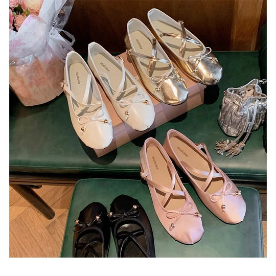 Damen Ballerinas mit feinen Riemen und charmantem Schleifendetail EB