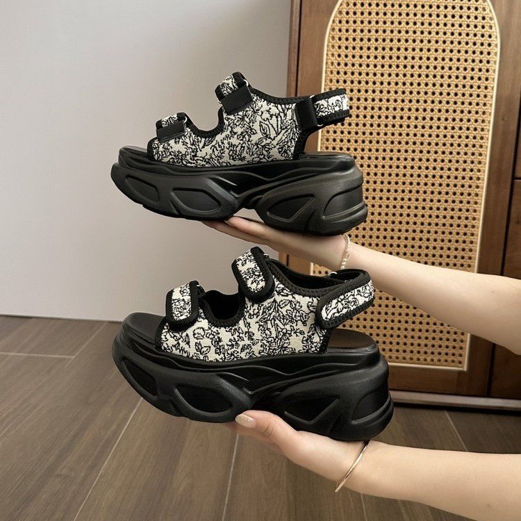 Damen Glamouröse Plateau-Sandalen mit verstellbaren Riemen und funkelnden Applikationen EB