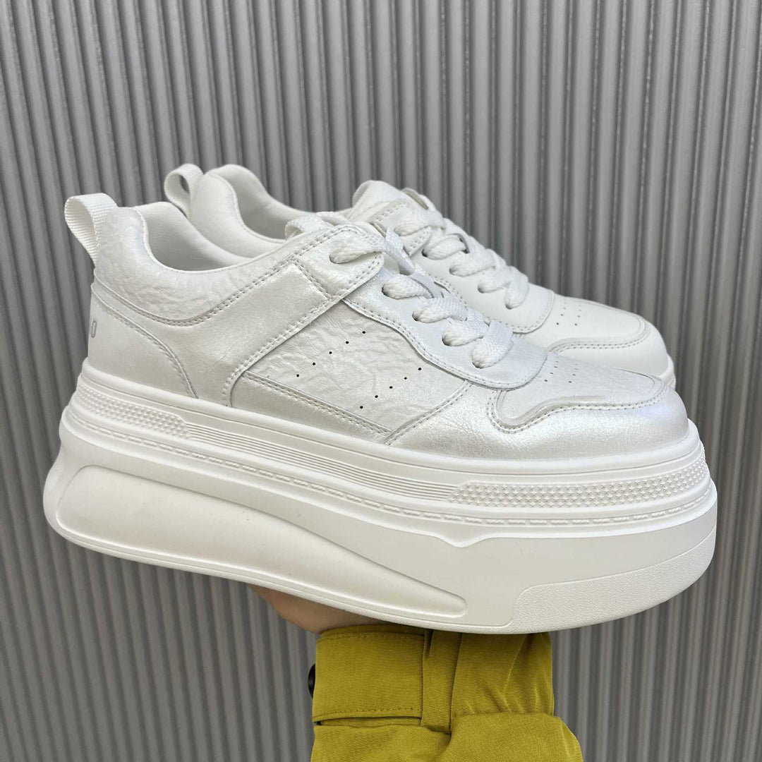 Damen Plattform Sneakers mit modernem Design und atmungsaktiver Netzstruktur EB