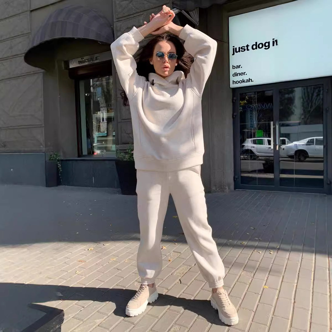 Damen Sportliches Hoodie- und Jogginghosen-Set im lässigen Design mit Kapuze EB