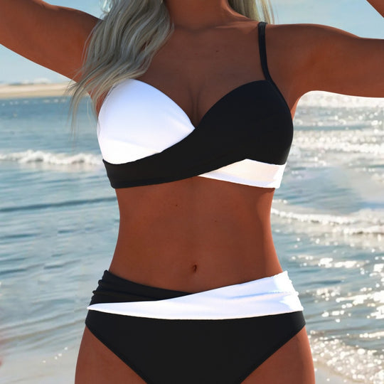 Damen Bikini-Set mit raffiniertem Wickeldesign und kontrastierenden Farben EB