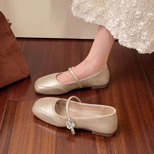 Damen elegante Ballerinas mit dekorativem Verschluss EB