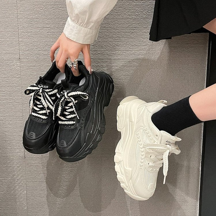 Damen Sportliche Sneakers mit atmungsaktivem Mesh und rutschfester Sohle EB
