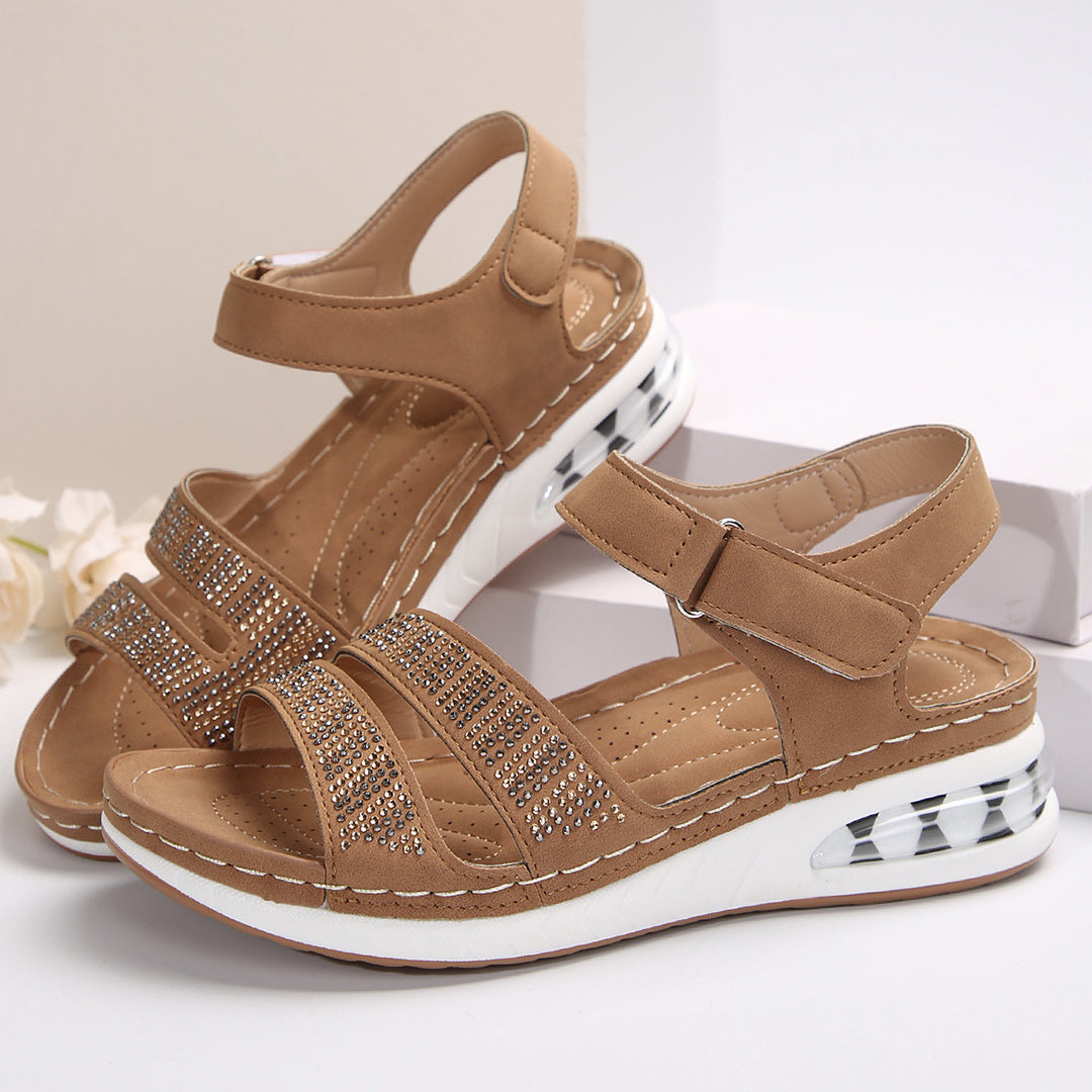 Damen bequeme Sandalen mit glitzernden Akzenten EB