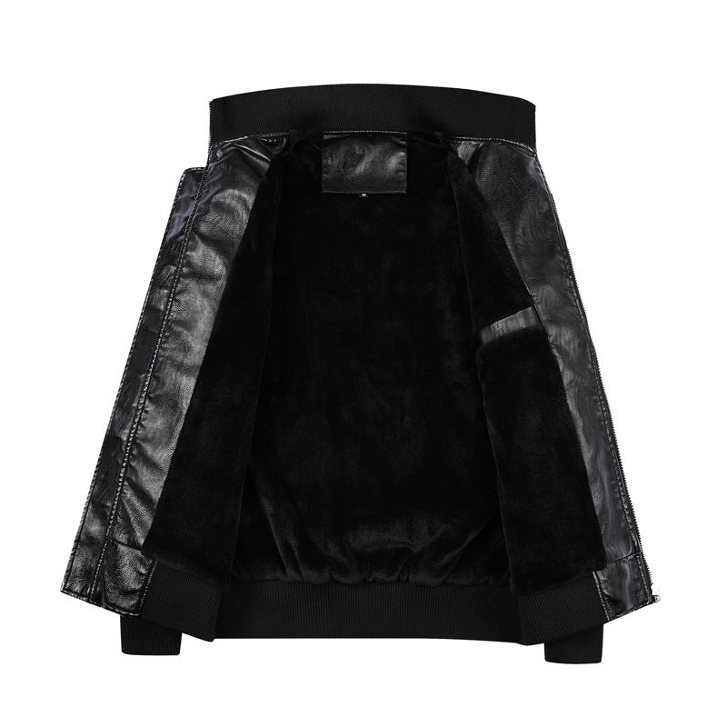 Herren Kunstleder-Bomberjacke im Vintage‑Fliegerstil mit geripptem Stehkragen und dekorativen Aufnähern EB