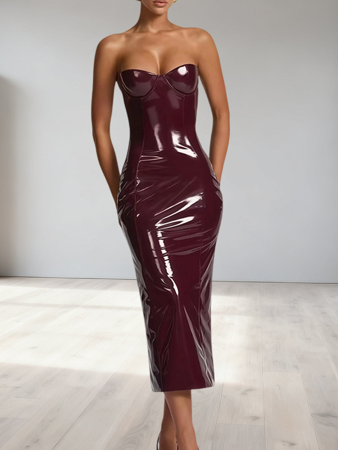 Damen Bodycon-Kleid mit trägerlosem Design und glänzender Oberfläche EB