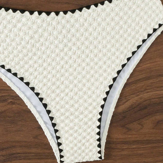 Damen Bandeau-Bikini mit strukturierter Oberfläche EB