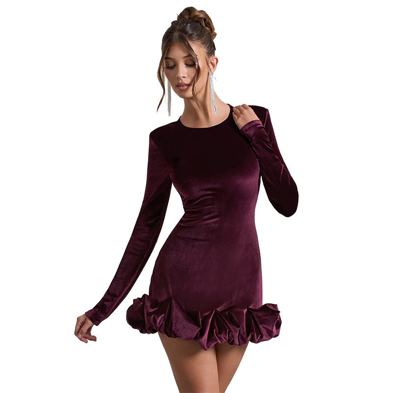 Damen Figurbetontes Samt-Minikleid mit langen Ärmeln und gerafftem Volant-Saum EB