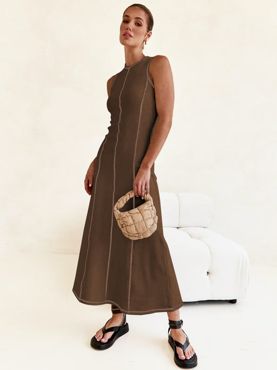 Damen Elegantes Maxikleid mit subtilen Nähdetails EB
