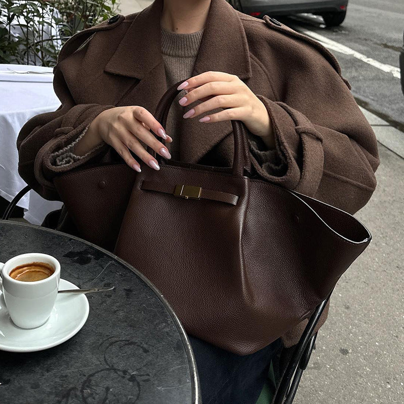 Damen Kurze Wolljacke im Trench-Stil mit stylischen Details EB