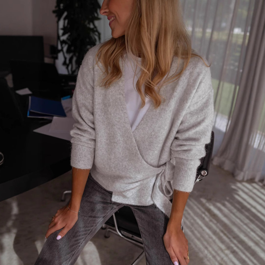Damen Wickelstrickjacke mit dekorativem Bindegürtel und lässigem Schnitt EB