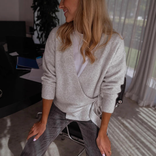 Damen Wickelstrickjacke mit dekorativem Bindegürtel und lässigem Schnitt EB