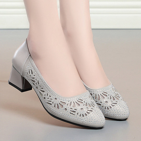 Damen Dekorative Pumps mit funkelnden Strassapplikationen und elegantem Design EB