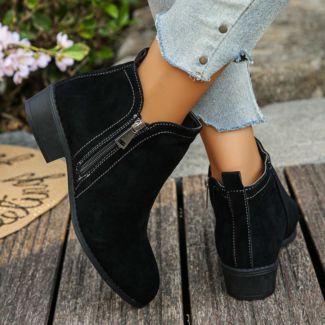 Damen elegante Ankle-Boots aus Velourslederimitat mit seitlichem Reißverschluss und niedrigem Blockabsatz EB