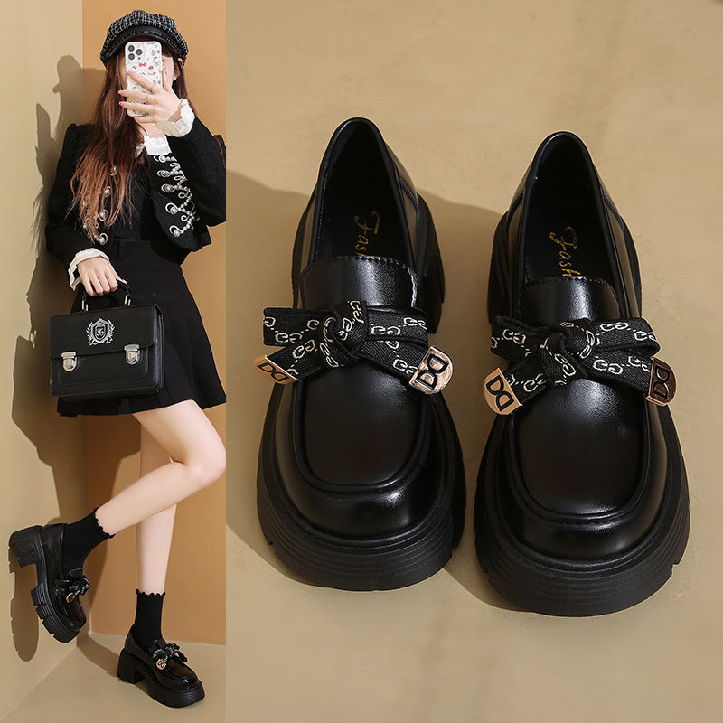 Damen elegante Loafer mit Knoten-Detail und komfortabler Plateausohle EB