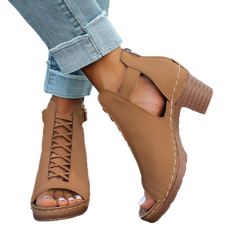 Damen offene Sandaletten mit raffiniertem Riemendesign und komfortablem Blockabsatz EB