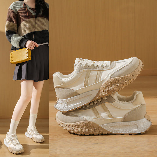 Damen Sportliche Sneakers mit futuristischem Design und kuscheligem Innenfutter EB