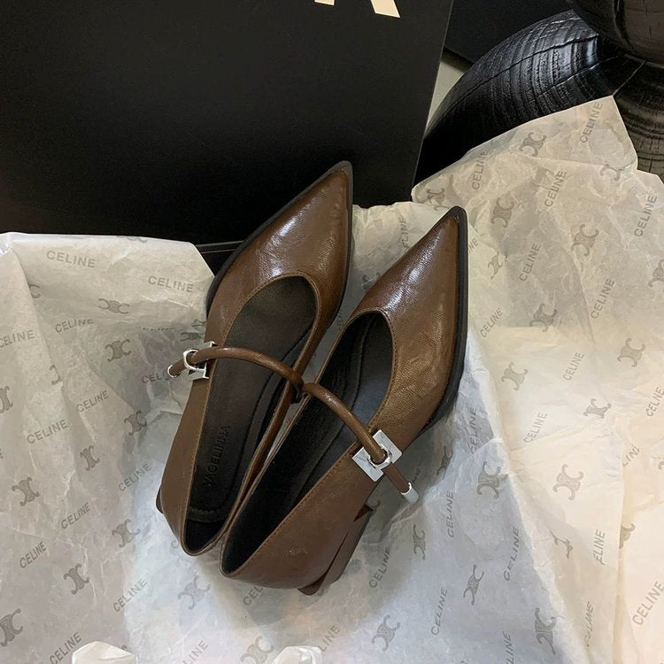 Damen elegante Ballerinas mit zeitgemäßem Riemchen und spitzem Design EB