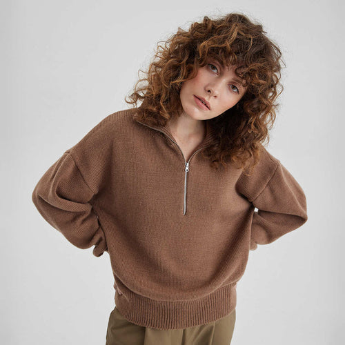 Damen Modischer Strickpullover mit hohem Kragen EB