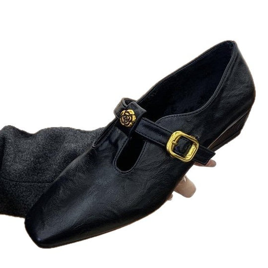 Damen elegante Ballerina-Pumps mit modischem Riemchen und stabiler Sohle EB