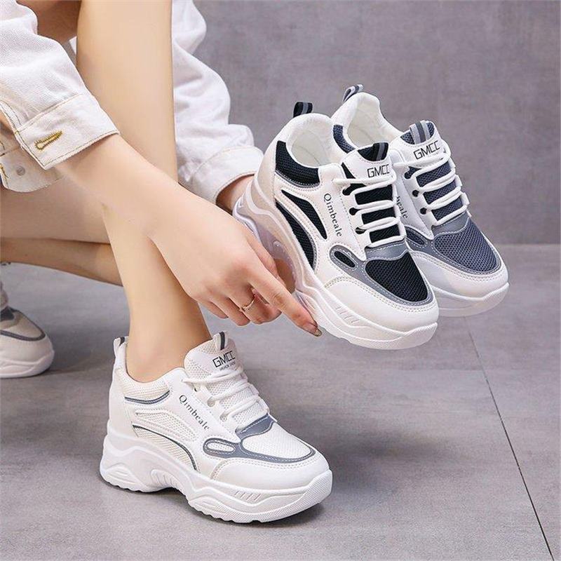 Damen Sportliche Sneakers mit dämpfender Laufsohle und atmungsaktiven Mesh-Einsätzen EB