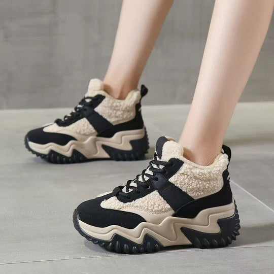 Damen Sportliche High-Top Sneaker mit kuscheligem Futter und rutschfester Sohle EB
