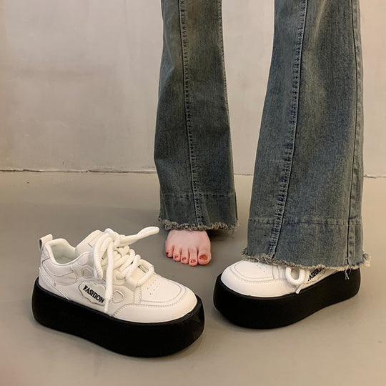 Damen modische Plateau-Sneaker mit glänzender Oberfläche und rutschfester Sohle EB