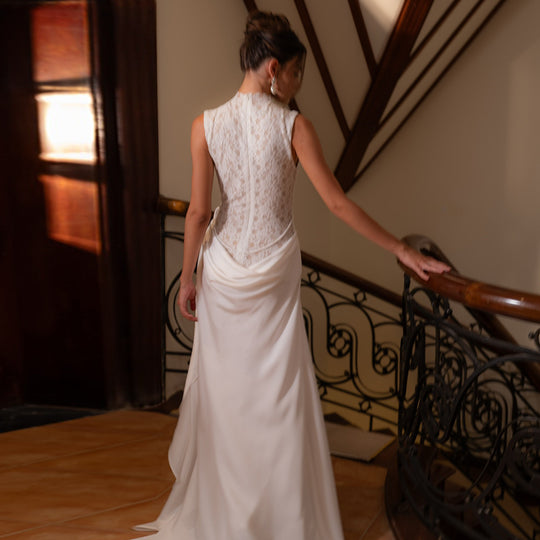 Damen Elegantes Hochzeitskleid mit Spitze und schwingendem Rock EB