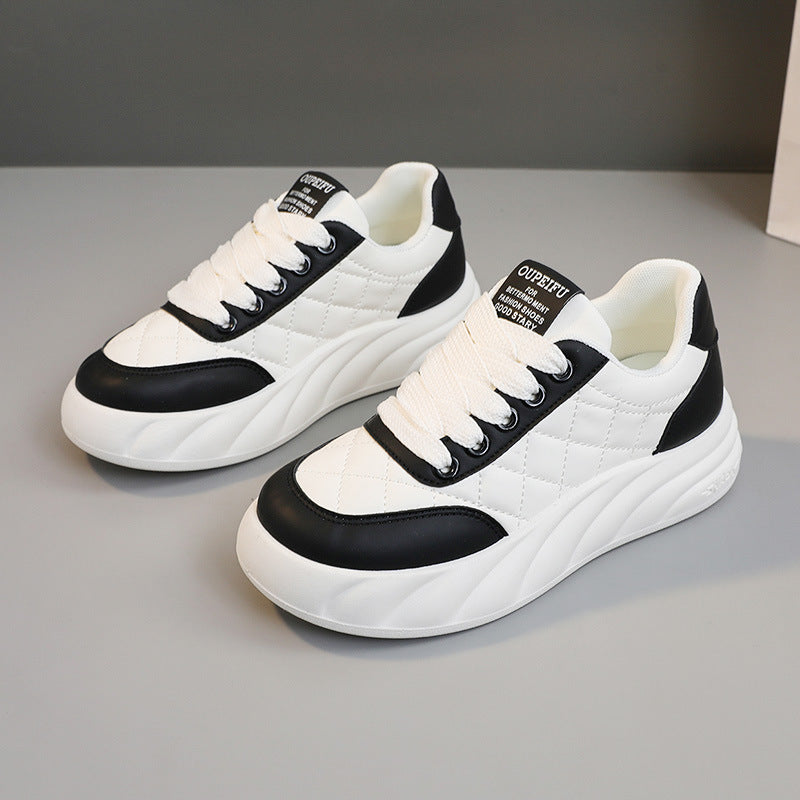 Damen modische Sneakers mit gepolstertem Sohlenprofil und stilvollem Obermaterial EB