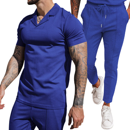Herren modernes Freizeit-Set mit poloähnlichem Oberteil und schmal geschnittenen Hosen EB
