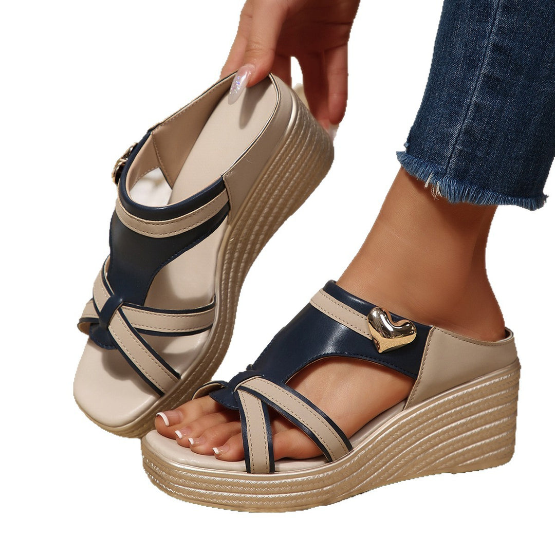 Damen Elegante Wedge Sandalen mit modischen Riemchen und komfortablem Fußbett EB