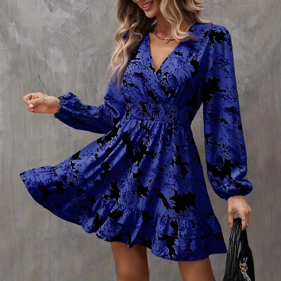 Damen Minikleid mit V-Ausschnitt und Volants EB