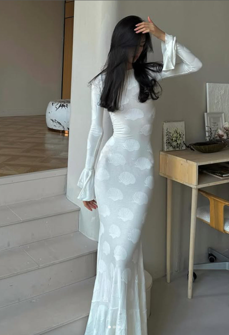 Damen figurbetontes Langkleid mit schickem Muschel-Design und elegantem Ärmelabschluss EB