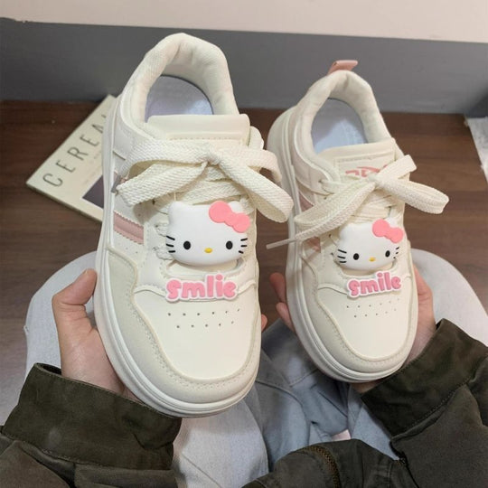 Damen Modische Sneakers mit charakteristischem Hello Kitty Design EB