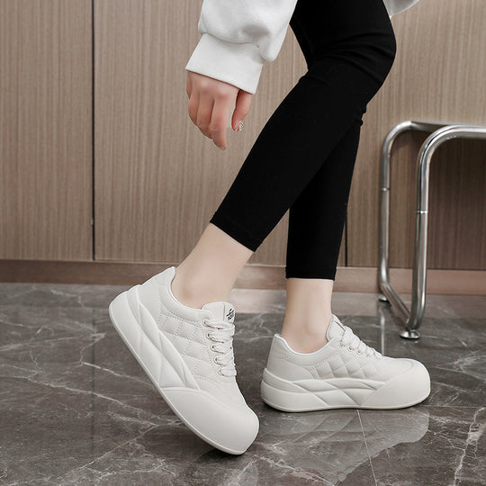 Damen modische Sneakers mit trendigem Profil und gepolsterter Sohle EB
