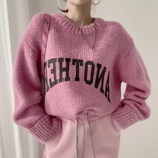 Damen Oversized Pullover mit auffälligem Schriftzug und gestricktem Muster EB
