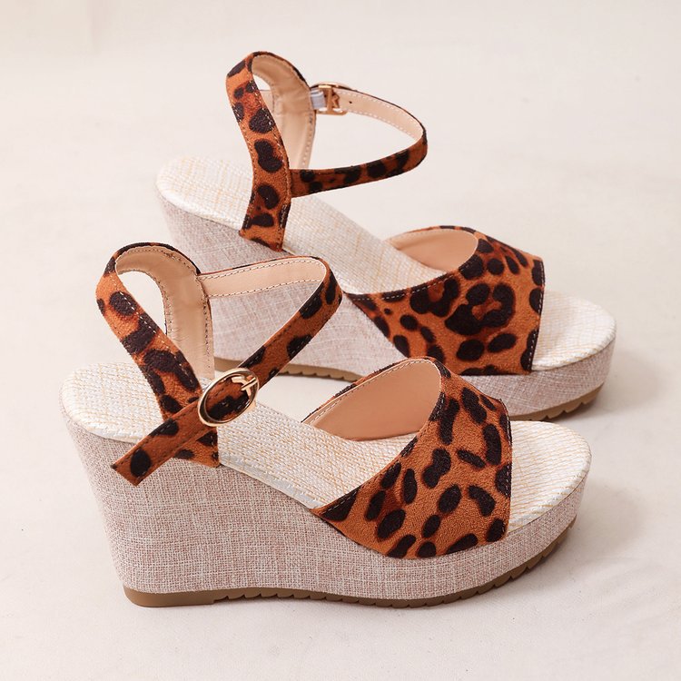 Damen Keil-Sandalen mit geflochtenem Riemendesign und komfortabler Sohle EB