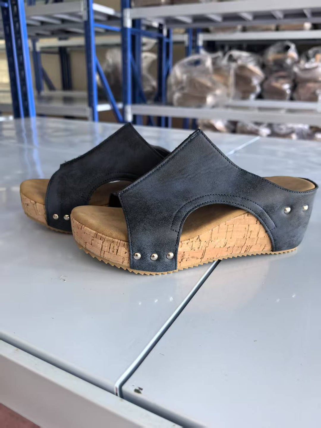Damen Komfortable Clogs mit anatomischem Fußbett und modischem Korkdesign EB