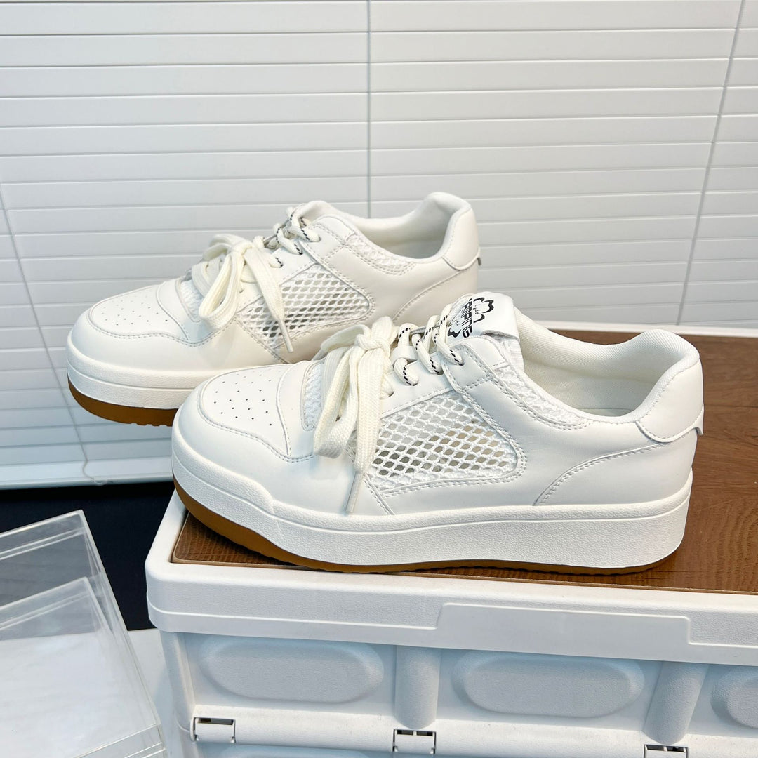 Damen Sportliche Sneakers mit luftiger Netz- und Lederkombination EB