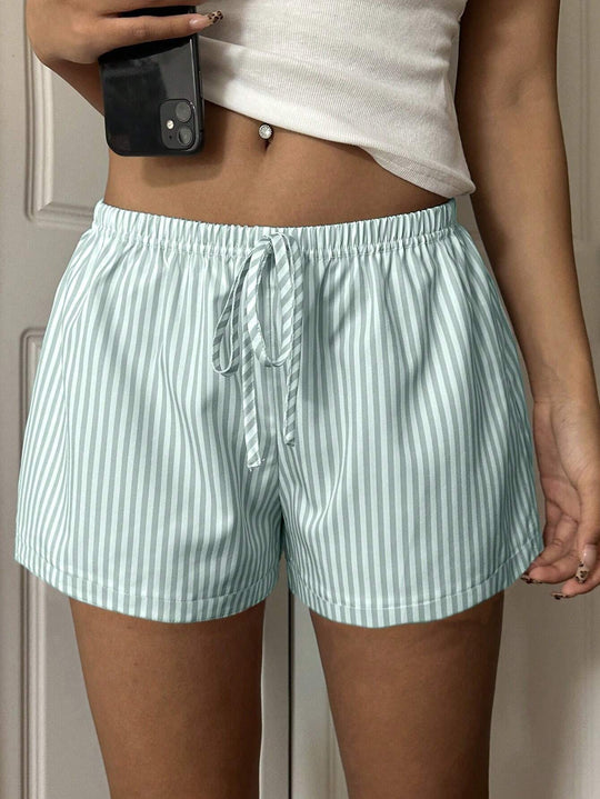 Damen lässige Shorts mit elastischem Bund und feinem Streifenmuster EB