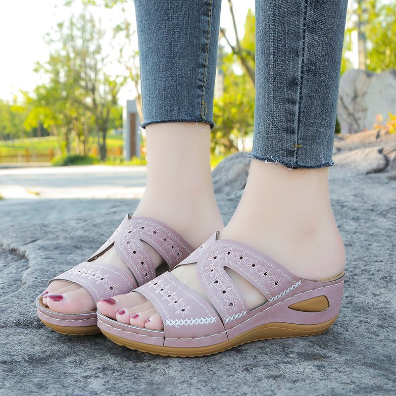 Damen Bequeme Clogs mit floralem Design und ergonomischer Sohle EB