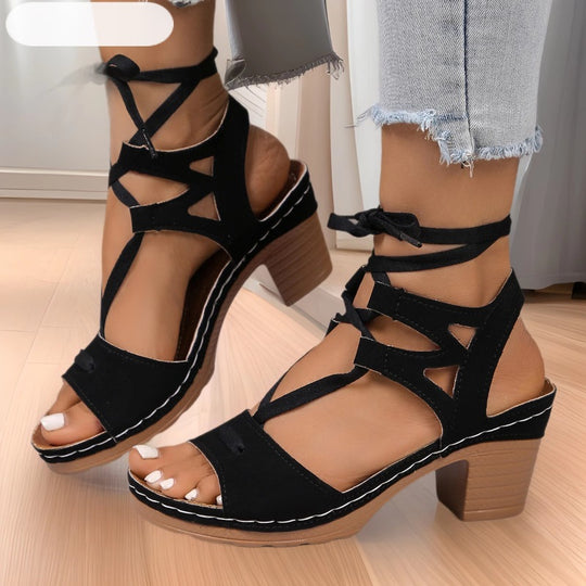 Damen Plateau Sandalen mit modischem Schnürdesign und komfortablem Blockabsatz EB