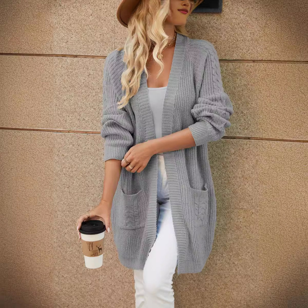Damen Strickcardigan mit großzügigen Taschen und modernem Zopfmuster EB