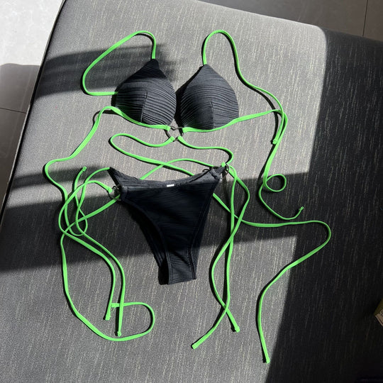 Damen Bikiniset mit gerafftem Design und Herzverschluss EB