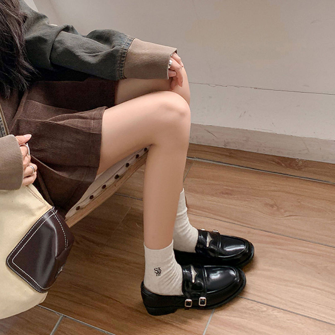 Damen Klassische Mokassins mit eleganter Schnallenakzentgestaltung EB