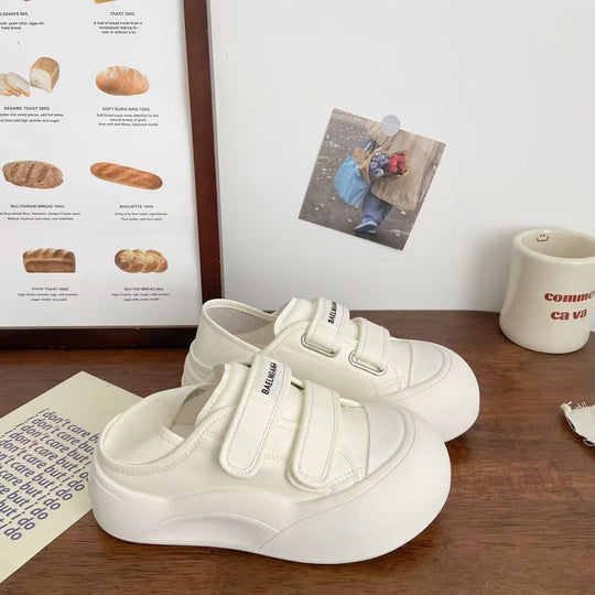 Damen Slip-On Sneakers mit verstellbaren Klettverschlüssen und dämpfender Sohle EB