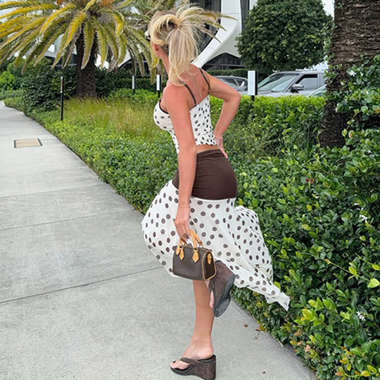 Damen Verspieltes Polka Dot Kleid mit Rüschenelementen und elastischem Taillenband EB