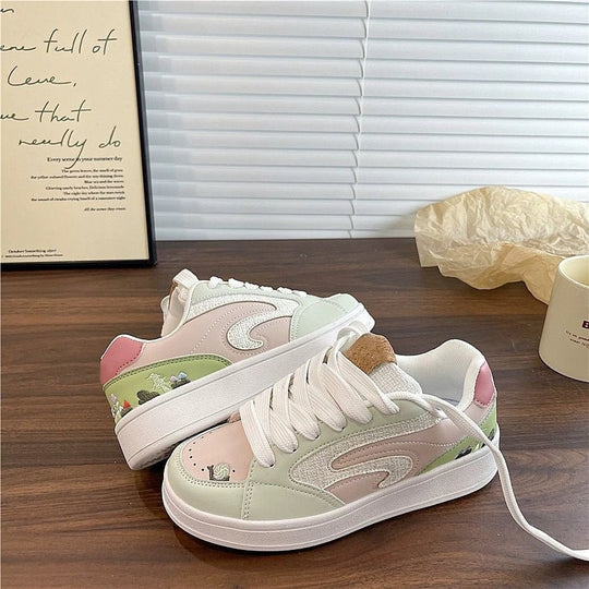 Damen Schnürsneaker mit verspieltem Motiv und atmungsaktivem Obermaterial EB