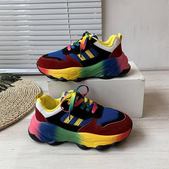 Damen Sportliche Sneakers mit buntem Design und verspielten Schnürsenkeln EB